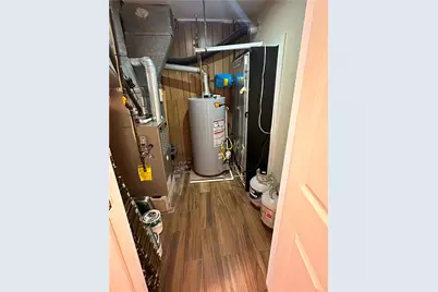 1030 Scott Avenue, Jeannette, PA 15644 - Photo 22