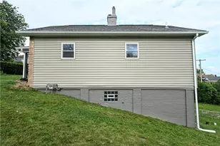 400 E 4th Ave, Smith Township, PA 15054 - Photo 30