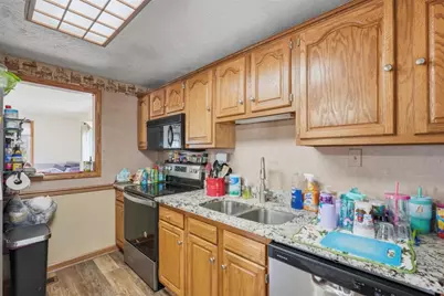 219 Maple Dr, Brighton Township, PA 15009 - Photo 6