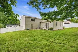 219 Maple Dr, Brighton Township, PA 15009 - Photo 28
