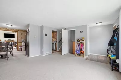 219 Maple Dr, Brighton Township, PA 15009 - Photo 4