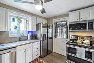 4470 Woodhill Dr, Munhall, PA 15120 - Photo 12