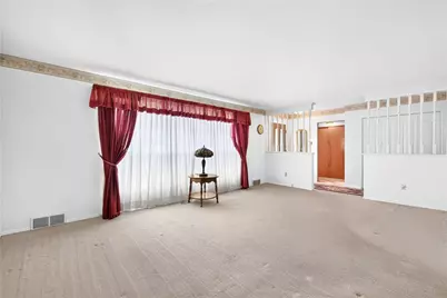 1820 Pierce St, Aliquippa, PA 15001 - Photo 6