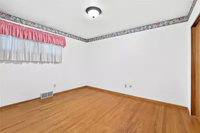 1820 Pierce St, Aliquippa, PA 15001 - Photo 26