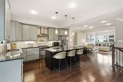 2652 Larkins Way, Pittsburgh, PA 15203 - Photo 16
