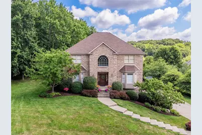 402 Honey Locust Dr, Cranberry Township, PA 16066 - Photo 12