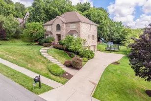 402 Honey Locust Dr, Cranberry Township, PA 16066 - Photo 14