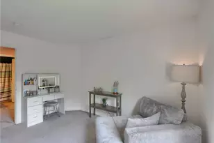 1871 Pioneer Dr, Pittsburgh, PA 15143 - Photo 32