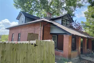 109 Phillips Pl, New Castle, PA 16101 - Photo 40