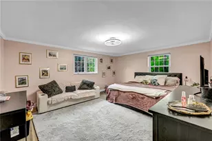 3225 Comanche Rd, Bethel Park, PA 15241 - Photo 18