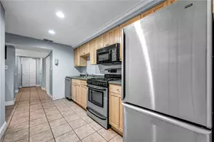3225 Comanche Rd, Bethel Park, PA 15241 - Photo 28