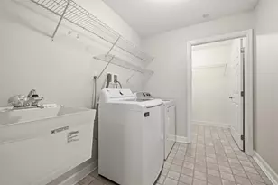 2192 Westview Cir, Lancaster Township, PA 16037 - Photo 22