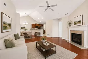 2192 Westview Cir, Lancaster Township, PA 16037 - Photo 6