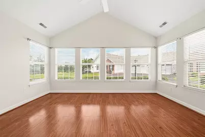 2192 Westview Cir, Lancaster Township, PA 16037 - Photo 12
