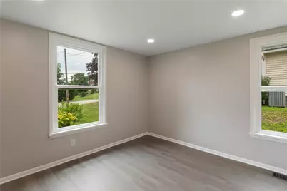 121 Freeport Road, Twp of But SE, PA 16002 - Photo 10