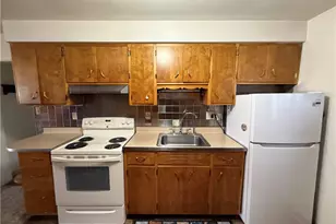 601 Sixth St, Pitcairn, PA 15140 - Photo 8