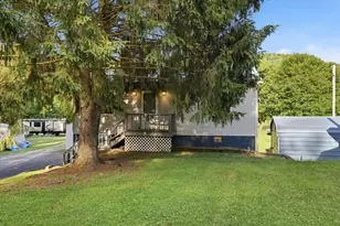 952 Seybertown Rd, Perry Township, PA 16041 - Photo 1