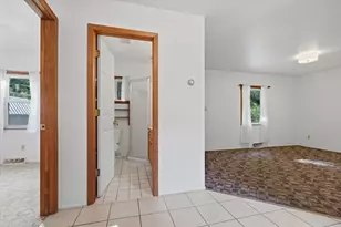952 Seybertown Rd, Perry Township, PA 16041 - Photo 6