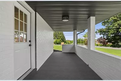 47 Tidball Rd, Robinson Twp, PA 15205 - Photo 6