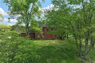 1125 Woodland Rd, Marshall, PA 15005 - Photo 12
