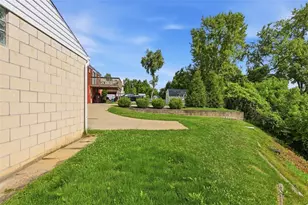 5229 Meadowcrest Rd, Pittsburgh, PA 15236 - Photo 28