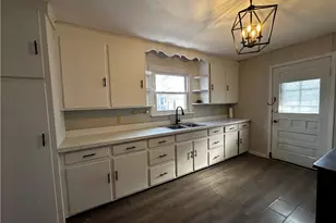 604 Centennial St, New Castle, PA 16101 - Photo 10