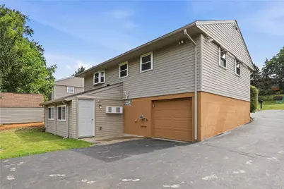 113 Lycoming Dr, Moon/Crescent Twp, PA 15108 - Photo 22
