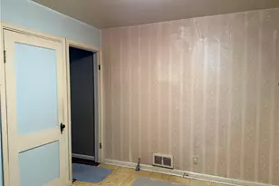 105 W Clen Moore Blvd, Neshannock Township, PA 16105 - Photo 14