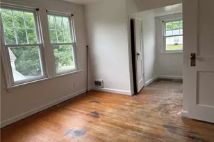 105 W Clen Moore Blvd, Neshannock Township, PA 16105 - Photo 18