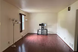105 W Clen Moore Blvd, Neshannock Township, PA 16105 - Photo 10
