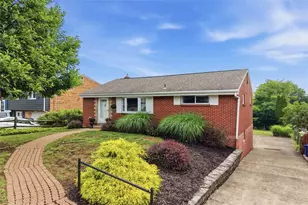 2456 Silver Oak Dr, Banksville/Westwood, PA 15220 - Photo 2