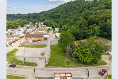 1025 1st St, Parks Township, PA 15690 - Photo 2