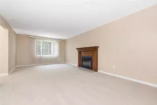 129 Dwellington Dr, Middlesex Township, PA 16059 - Photo 4