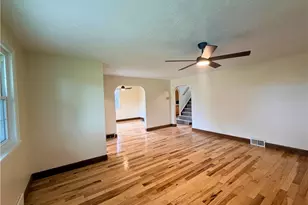 1166 N Main St, South Strabane, PA 15301 - Photo 12