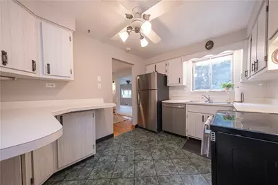 5229 Colewood Dr, Pittsburgh, PA 15236 - Photo 10