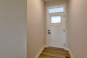 5002 Wellington Ct, Penn Twp, PA 15644 - Photo 4