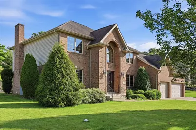600 Ashton Ct, North Huntingdon, PA 15642 - Photo 2