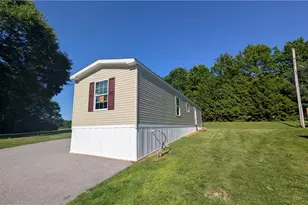 207 Cedar Ln, Middlesex Township, PA 16059 - Photo 14