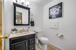 2052 Hulton Rd, Pittsburgh, PA 15147 - Photo 32