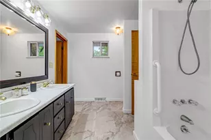 2052 Hulton Rd, Pittsburgh, PA 15147 - Photo 26
