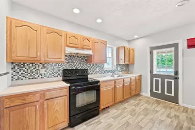 208 37th Street Ext, West Mayfield, PA 15010 - Photo 8