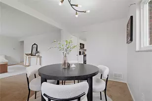 5044 Leona Dr, Pittsburgh, PA 15227 - Photo 16