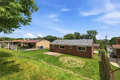 5044 Leona Dr, Pittsburgh, PA 15227 - Photo 10