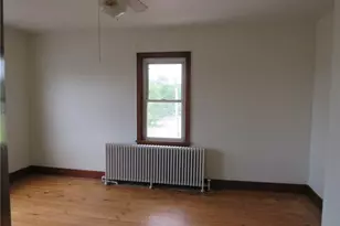 127 Maple St, Rochester, PA 15074 - Photo 8