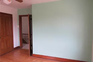 127 Maple St, Rochester, PA 15074 - Photo 6