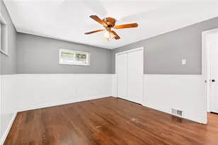 693 Union Ave Ext, Ross Twp, PA 15229 - Photo 12