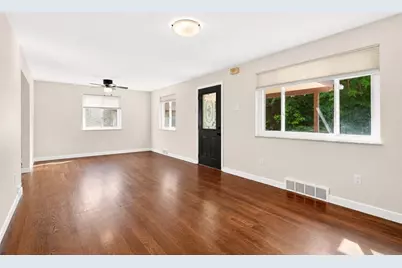 693 Union Avenue Ext, Ross Twp, PA 15229 - Photo 4