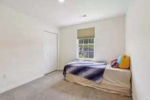 1105 Deerfield Dr, Pittsburgh, PA 15143 - Photo 22