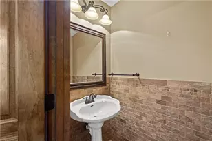 2535 Morton Rd, Pittsburgh, PA 15241 - Photo 18