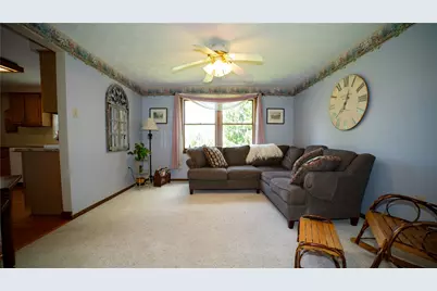 5911 Oak Hill Ct, Murrysville, PA 15632 - Photo 6